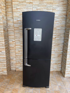 Conserto de Geladeira em Suzano | Assistência Perto de Mim 2024-03-07-225x300